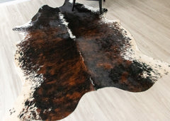 Dark White Spine Belly Brindle Cowhide Rug (Size: 230 X 190 CM) CHR1871