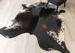 Salt Pepper Tri-Color Cowhide Rug (Size: 230 X 200 CM) CHR1827