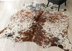 Salt Pepper Tri-Color Cowhide Rug (Size: 220 X 200 CM) CHR1851