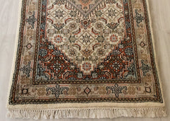 Oriental Agra Hand-Knotted Wool Mahi Hallway Runner Rug – 80 x 210 cm