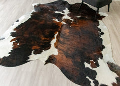 Exotic Tricolor Cowhide Rug (Size: 230 X 220 CM) CHR2007