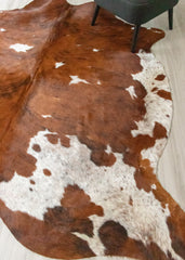 Exotic Tricolor Cowhide Rug (Size: 250 X 220 CM) CHR2002