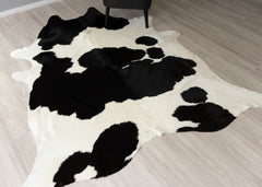 Black And White Cowhide Rug (Size: 220 x 210 CM)