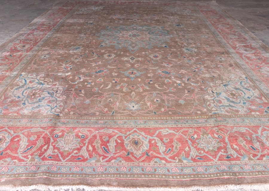 Vintage Mahal Hand-Knotted Wool Persian Rug